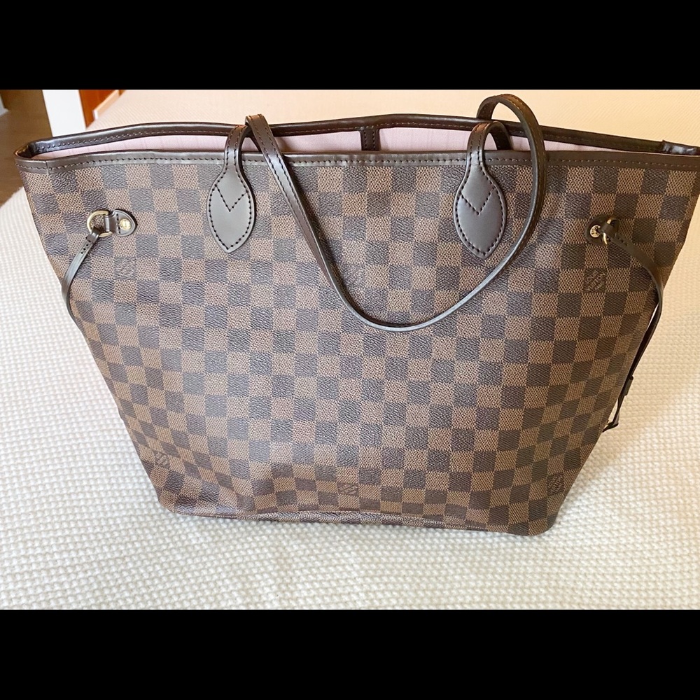 Louis Vuitton Neverfull MM